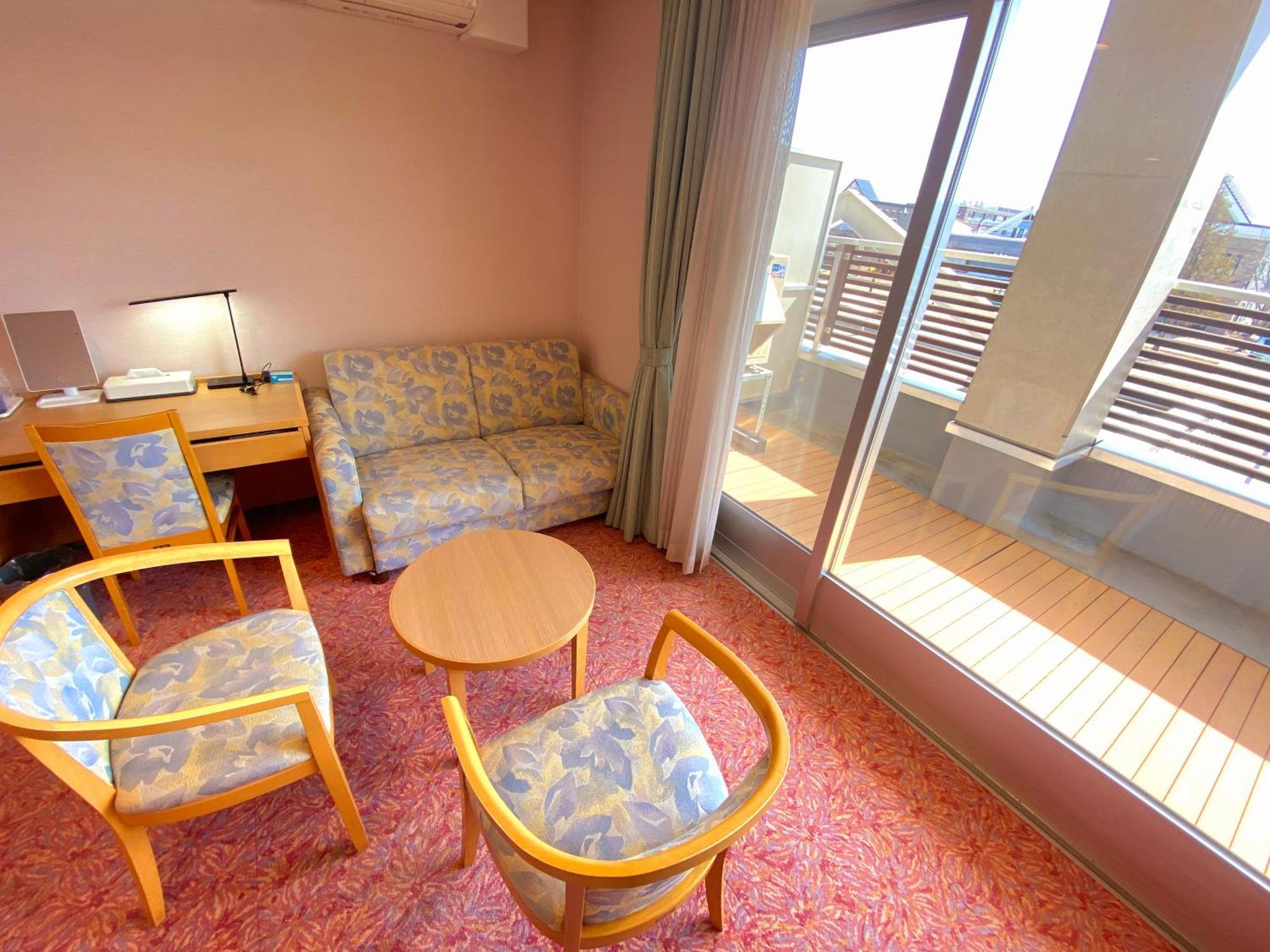 Hotel Lavenir Біей Екстер'єр фото